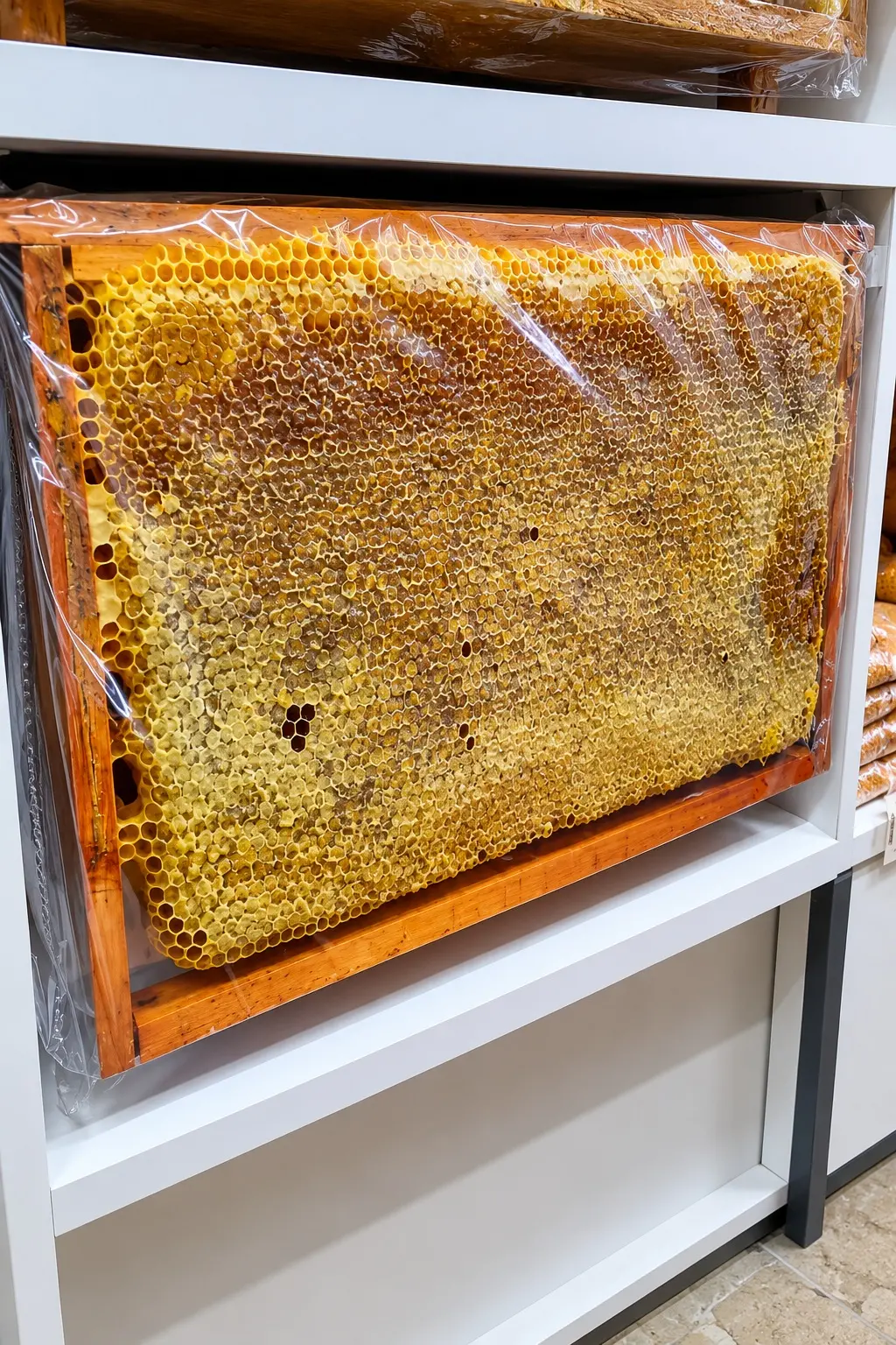 Petek Çiçek Balı 1 Kg 5 Petek Çiçek Balı 1 Kg 5